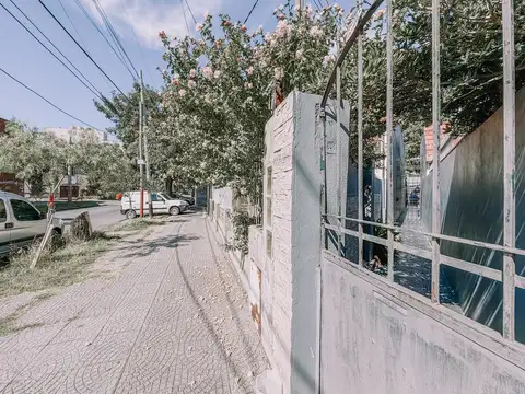 Carlos Casares 2800