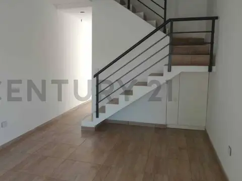 Teniente Fernandez 3500, Piso 0