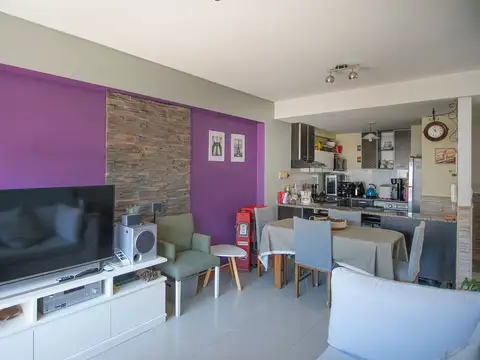 Departamento 3 ambientes con 2 baños