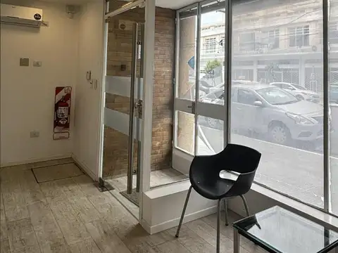 Oficina en Alquiler en Comodoro Rivadavia, $ 2.500.000