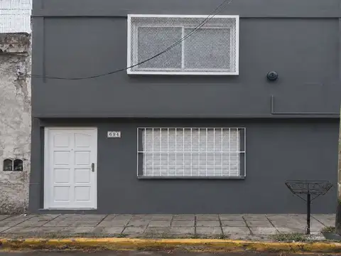 Depto Tipo Casa en Alquiler en Gerli, $ 890.000