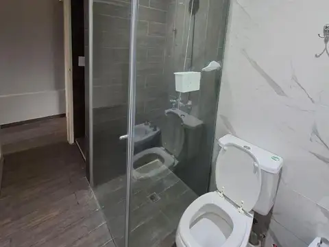 Casa en Alquiler Temporal con 3 cocheras