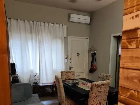Pasaje El Mirasol 100, Piso pB