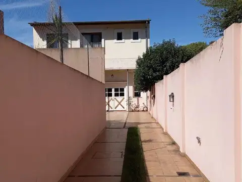 Depto Tipo Casa en Venta de 4 ambientes