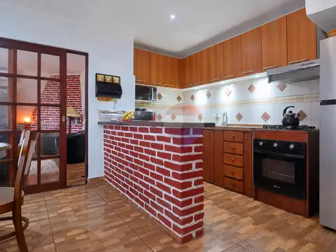 Casa 3 ambientes con 1 baño