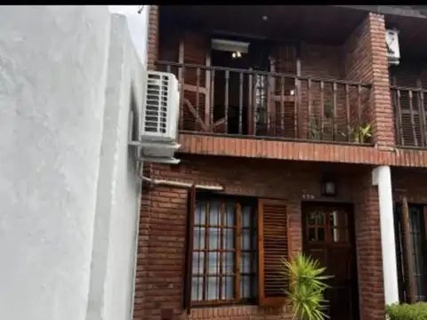 Depto Tipo Casa en Venta de 3 ambientes
