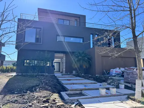 Av de la Rivera. El Yacht. Nordelta 500