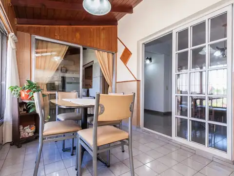 Casa en Venta en Remedios De Escalada, USD 119.000