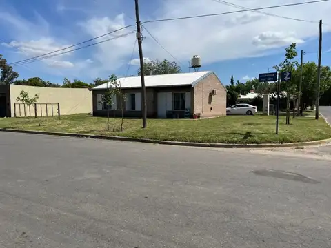 Casa en Anchorena esquina Chubut.