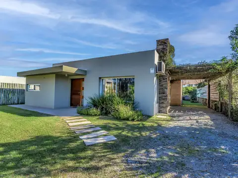 VENTA CASA PUNTA COLORADA CERCA DEL MAR
