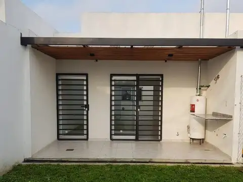 Depto Tipo Casa en Venta con 1 cocheras