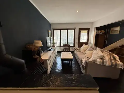 Casa en Alquiler en Villa Ballester, $ 2.300.000