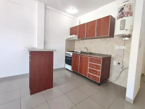 Departamento en Alquiler en Tapiales, $ 450.000