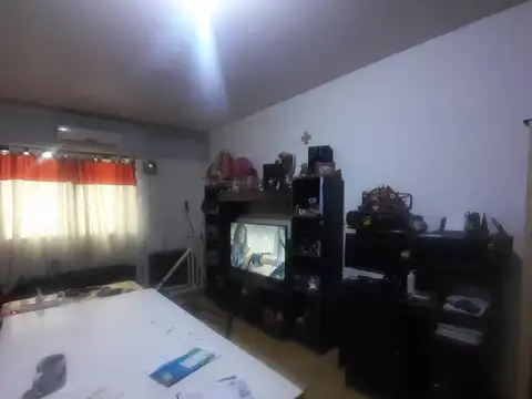 Departamento de 4 ambientes, en complejo de edificio