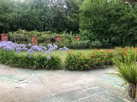 Casa 4 ambientes con 4 baños