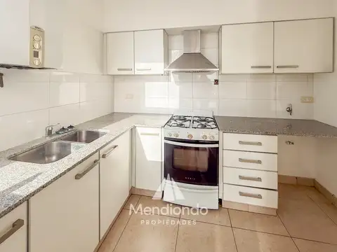 Departamento en Alquiler en Chauvin, $ 950.000