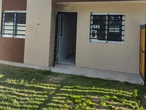 chalet de 3 ambientes - Mar Del Tuyu (101057)