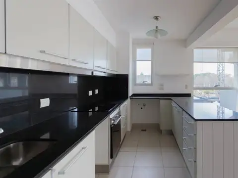 Lola Mora 400, Piso 3