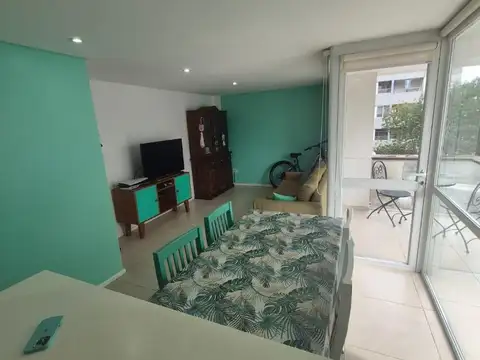 Libertad 3300, Piso 2