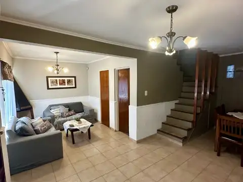 Depto Tipo Casa en Venta de 3 dormitorios