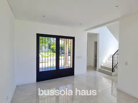 Casa en Venta en Puertos - Barrio Vistas, USD 430.000