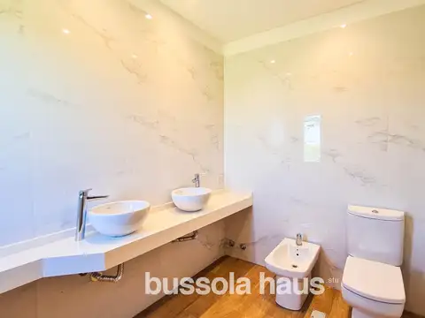Casa a la venta lote interno barrio Vistas Puertos Escobar