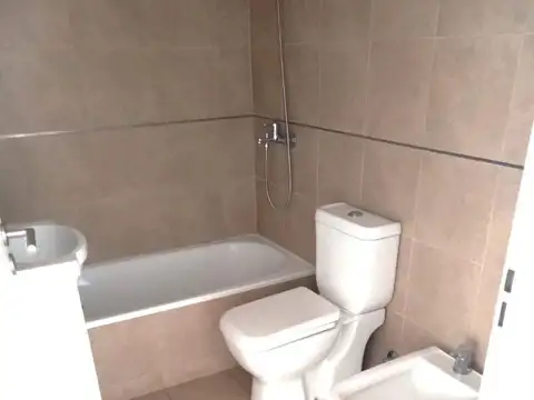 Depto. 1 Amb 38 m² Frente Balcón Balvanera