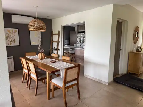 BARRIO EL CANTON ISLAS - Libertad al 300