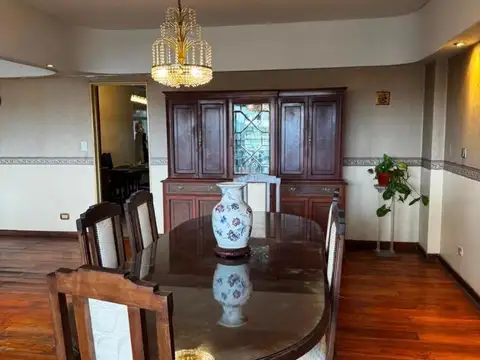 Departamento en Venta de 5 dormitorios