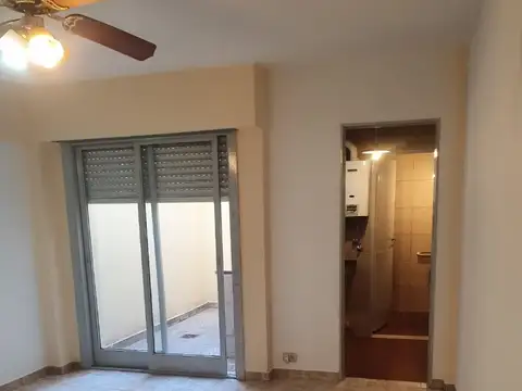 Departamento en Alquiler en Florida Mitre/Este, $ 630.000
