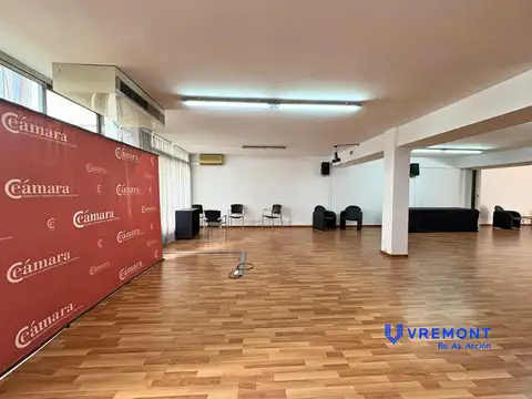 Alquiler de oficina en el barrio de Monserrat.