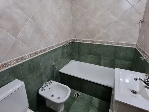 Hermoso triplex en alquiler, a pocas cuadras de la plaza Arenales