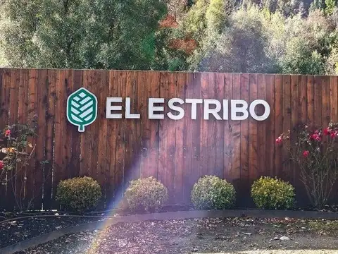 Viví la magia de la Patagonia - Lote en Barrio Cerrado el Estribo, km 1 de Av. Pioneros