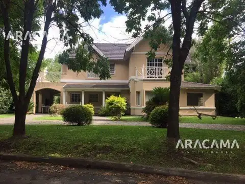 Casa en venta en Solar del Bosque - Canning