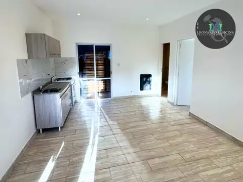 VENTA PH 2 AMB. PLANTA BAJA RECICLADO C/PATIO PEQUEÑO