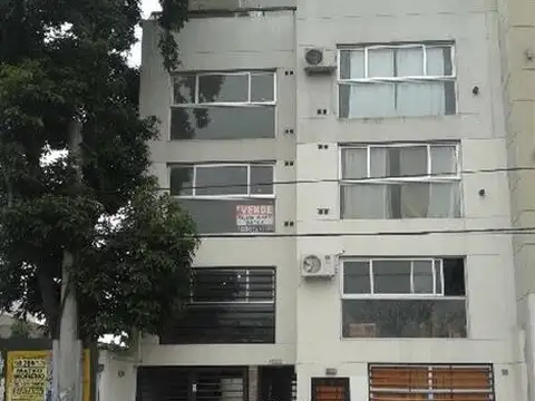 Departamento 2amb. con balcón en venta en Haedo