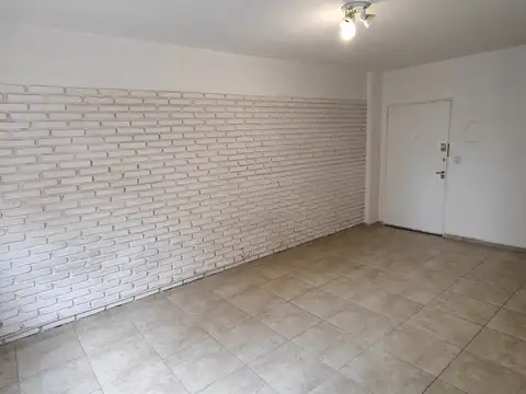 Avenida Juan Bautista Alberdi 200