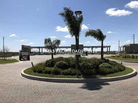 Venta Terreno / Lote a la Laguna en Santa Clara Canning