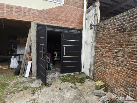 Depto Tipo Casa en Venta en Villa Dominico, USD 72.500