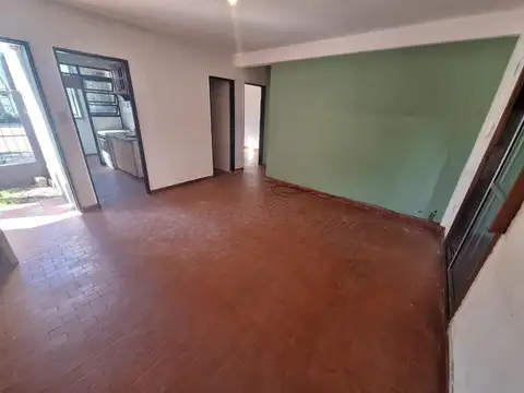 Quintana 2300, Piso PB