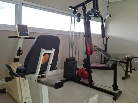 HERMOSO DPTO. 2 AMB. ZONA ITUZAINGÓ CENTRO