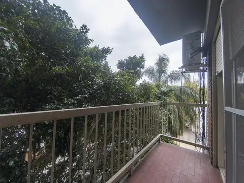 Departamento en Alquiler en Monte Castro, $ 390.000