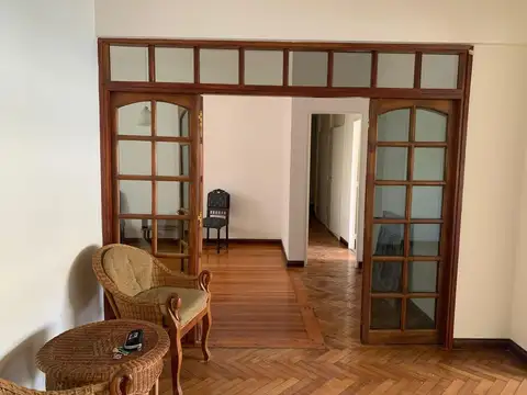 Departamento en Venta de 6 ambientes