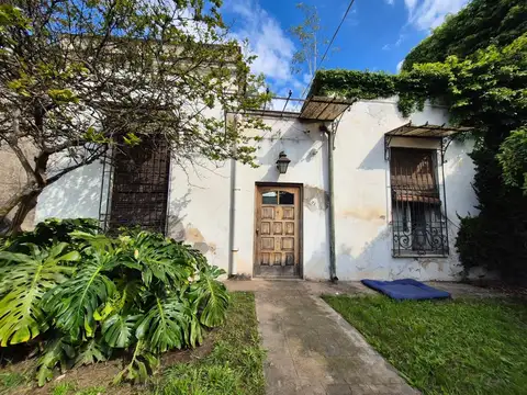 Rivadavia 841