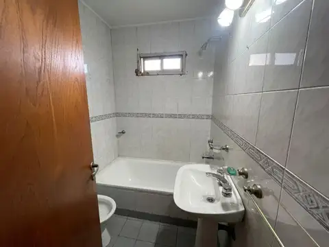 Departamento en Alquiler en Avellaneda, $ 550.000