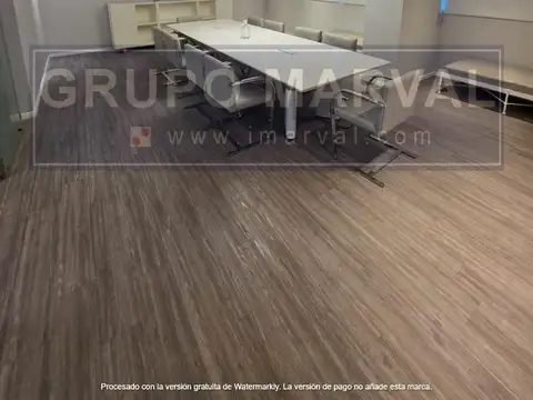 Oficina Monoambiente con 4 baños