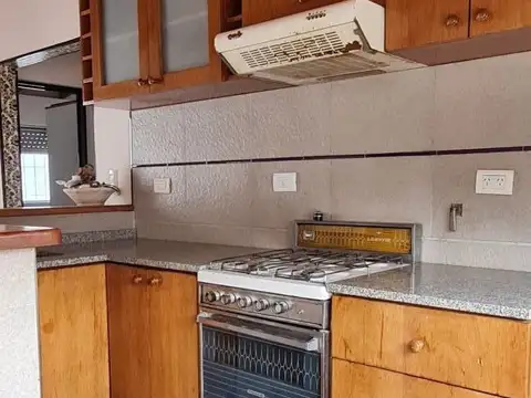 Depto Tipo Casa en Alquiler de 3 ambientes