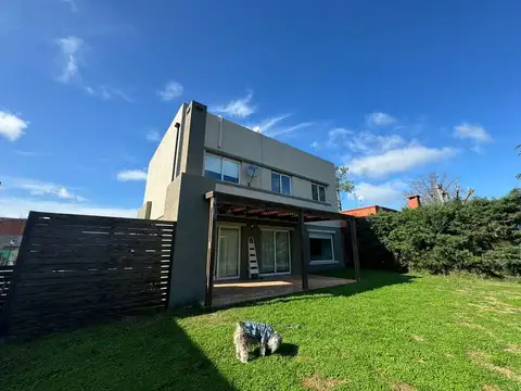 Casa en Venta en Pilar del Este - San Alfonso, USD 189.000