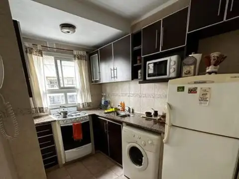 Departamento en Venta en Barrio 2 De Abril, USD 130.000