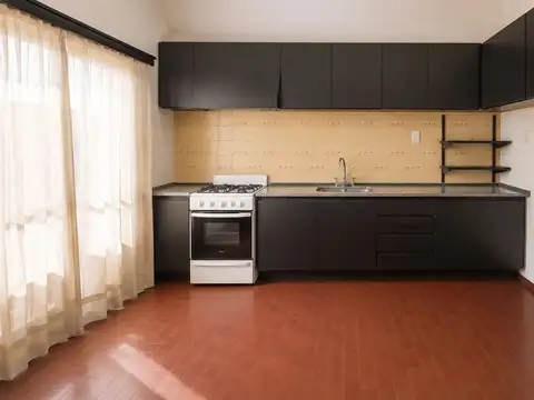 Depto Tipo Casa en Alquiler con 1 cocheras